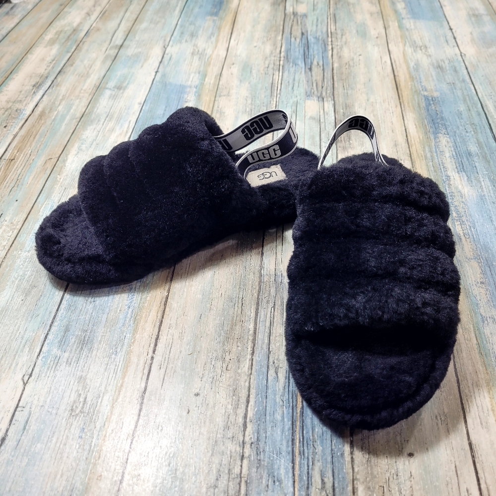 UGG Women's Black Fuzzy Slippers